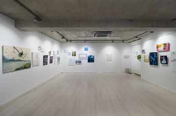 Decembrové stopy 10 :  Biela