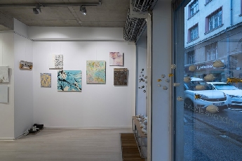 Decembrové stopy 10 :  Biela