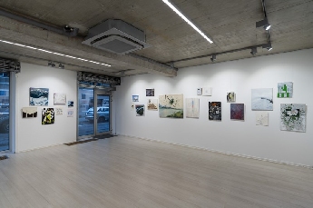 Decembrové stopy 10 :  Biela